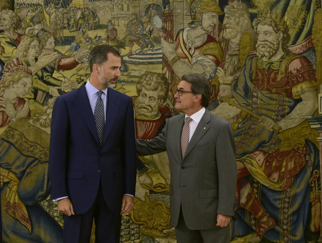 El Rey Felipe VI ha recibido en el Palacio de la Zarzuela al President...