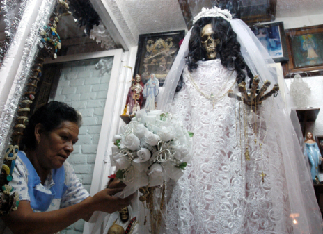 Las capillas de los santos narcos | México | EL MUNDO