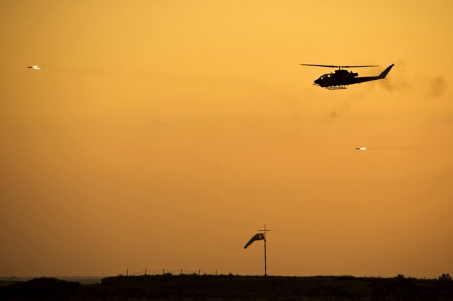 Un helicptero de fabricacin americana en cielo israel