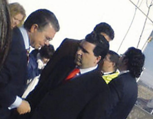Francisco Granados, a la izquierda, conversa con David Marjaliza.