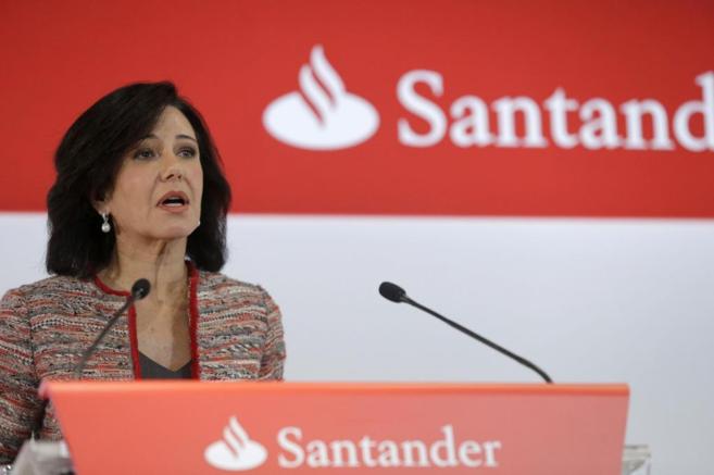 La presidenta del Banco Santander, Ana Patricia Botn, durante la...