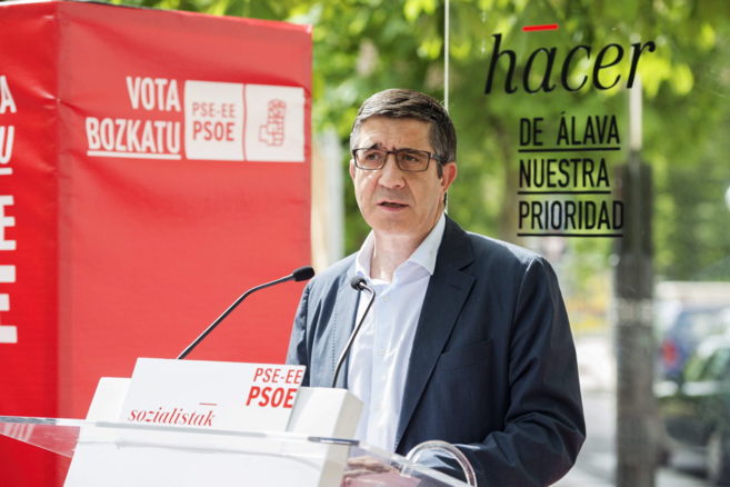 El secretario de Accin Poltica del PSOE, Patxi Lpez, durante una...