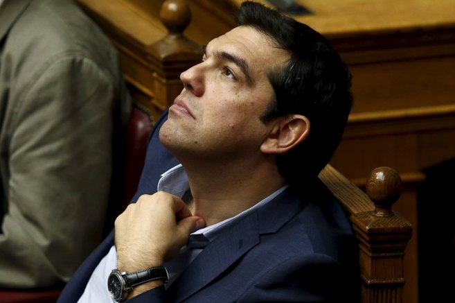 El primer ministro griego, Alexis Tsipras, durante una sesin en el...