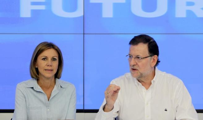 Mariano Rajoy y Mara Dolores de Cospedal.
