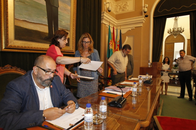 Un momento de la sesin plenaria en el Ayuntamiento de Castelln.