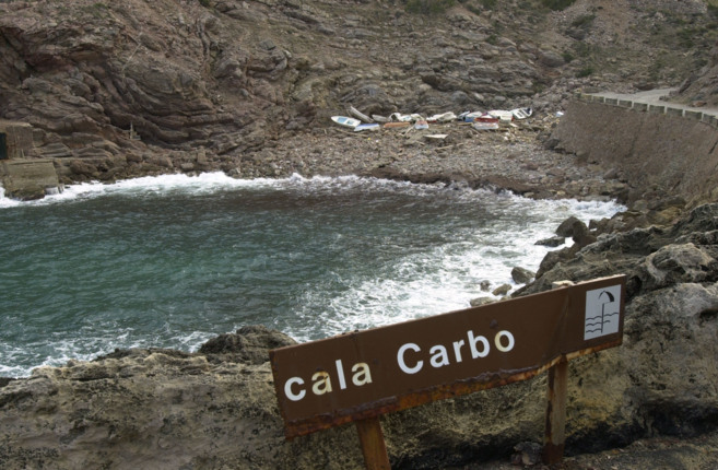 Playa de Cala Carb, prxima a los terrenos que protegi el Govern...