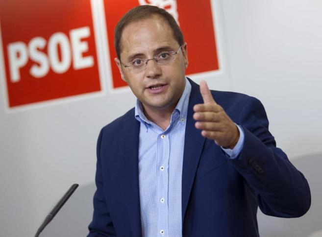 El secretario de Organizacin del PSOE, Csar Luena, hoy en La...