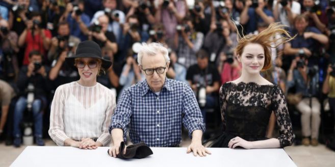 Woody Allen y Emma Stone presentando la pelcula "Irrational...
