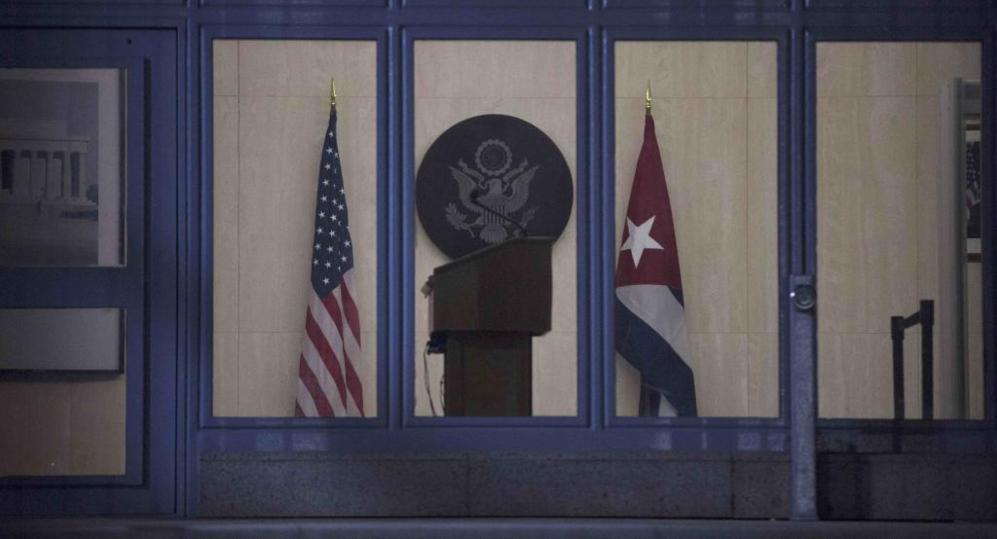Los mismos tres ex marines que arriaron la bandera de la embajada de Estados Unidos en Cuba en 1961 serán los encargados de volver a izarla el viernes, cuando Washington reabra su legación en La Habana más de 54 años después.