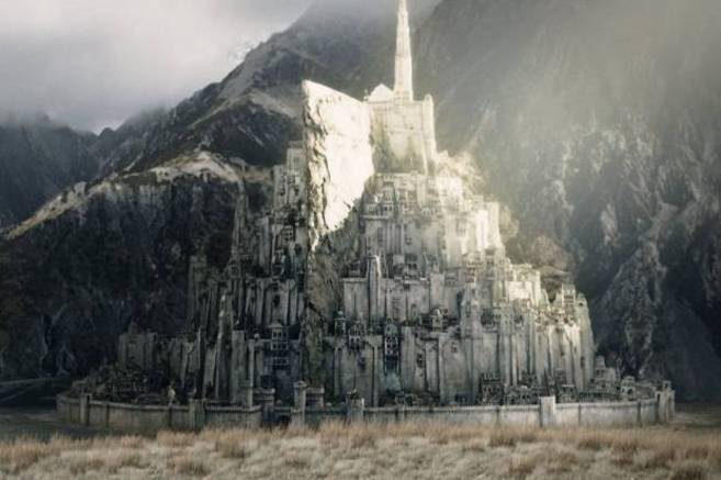La ciudad de Minas Tirith recreada por J. R. R. Tolkien en 'El...