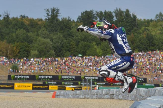 Jorge Lorenzo celebra la victoria, el domingo en el circuito de Brno.
