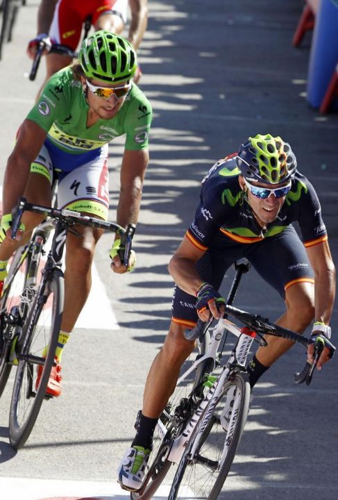 Valverde, por delante de Sagan, en la meta de Vejer.