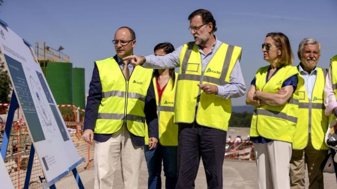 Pastor y Rajoy en las obras de la lnea de alta velocidad en el...