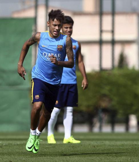 Neymar en el entrenamiento de este viernes