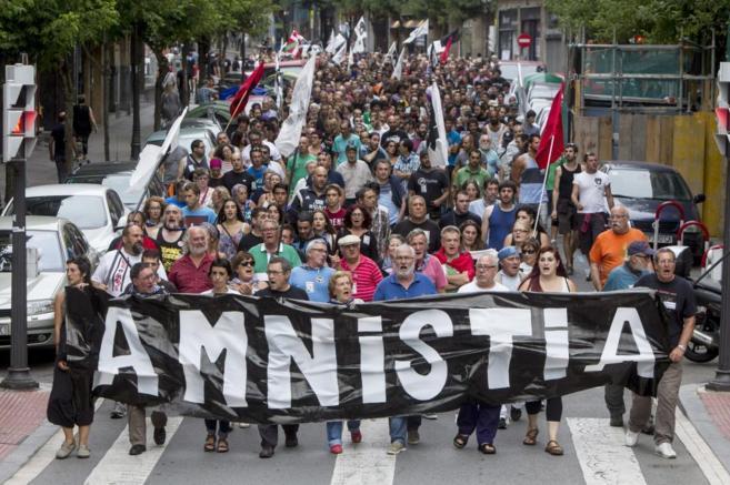 Manifestacin en Bilbao en demanda de la amnistia para los presos de...