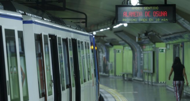 Metro de Madrid tarda 10 minutos en horarios de 16.00 h. a 18.00 h. en...