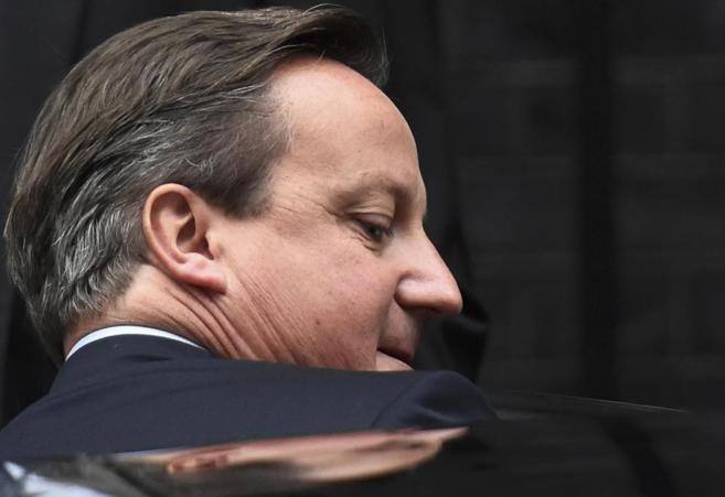 El primer ministro britnico, David Cameron, deja el nmero 10 de...