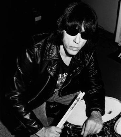 El batera de los Ramones, Marc Bell.