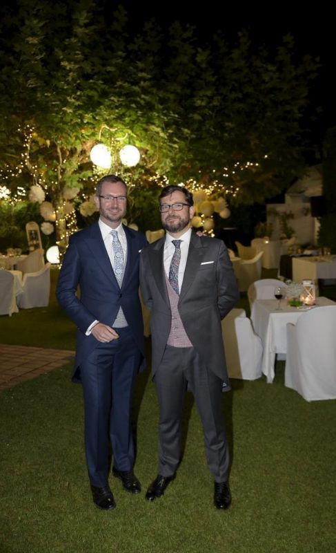 Javier Maroto y Jos Manuel Rodrguez, convertidos ya en esposos, en...