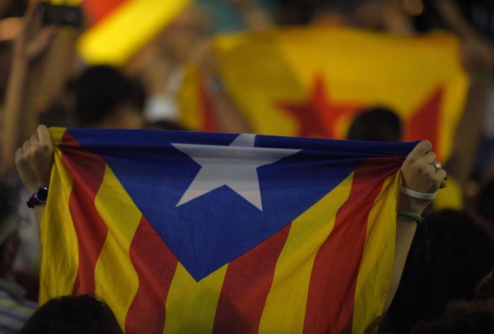 La bandera estelada es la protagonista en las calles de Barcelona...