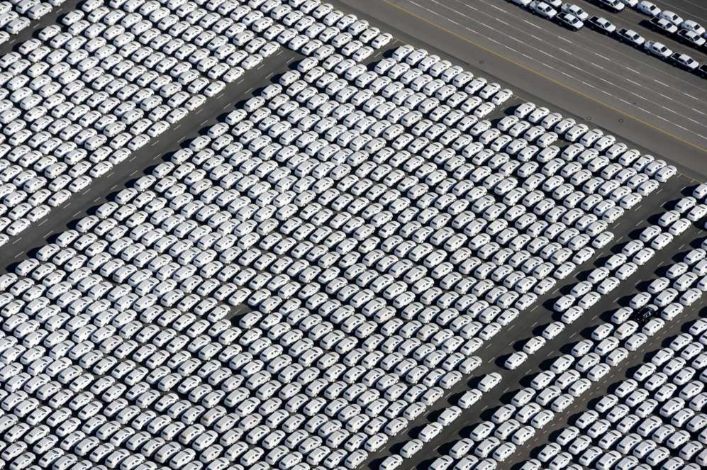 Nuevos coches del fabricante de automviles alemn Volkswagen listos...