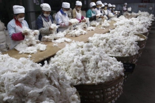 Trabajadores en una fbrica de China
