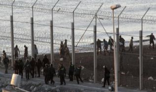 La frontera del Tarajal, en Ceuta, el da de la tragedia..