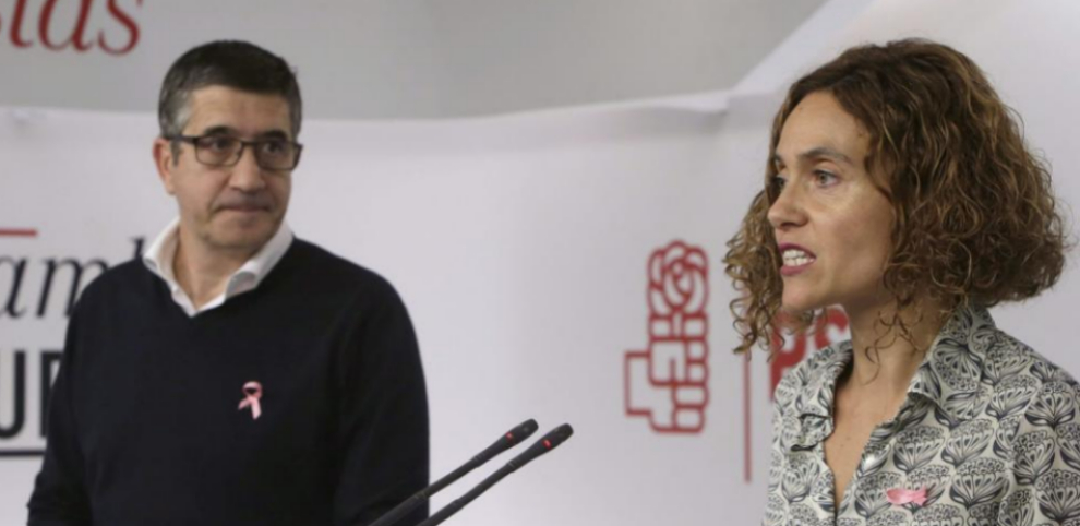 Patxi López y Meritxell Batet, durante la presentación de las...