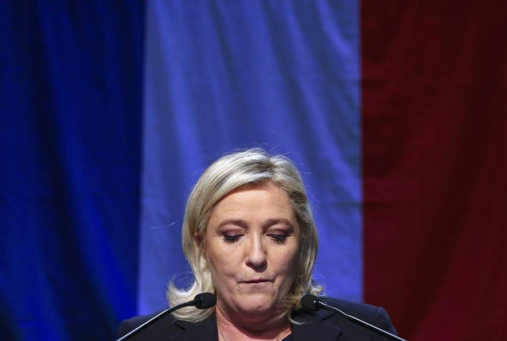 Marine Le Pen, del Frente Nacional, da un discurso tras los resultados...
