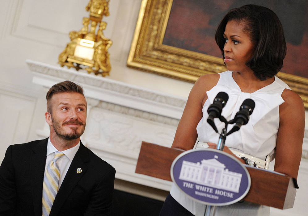 En 2012, Michelle Obama se reuni con David Beckham, que la visit...