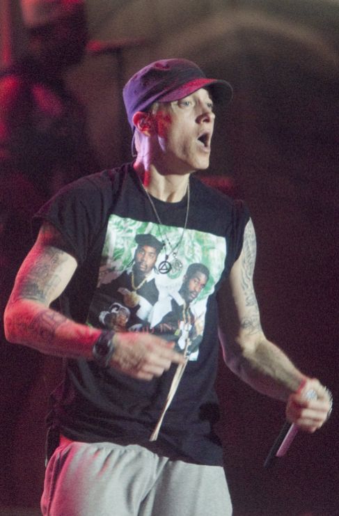 <strong> Eminem. </strong>Entre los muchos tatuajes que exhibe el...