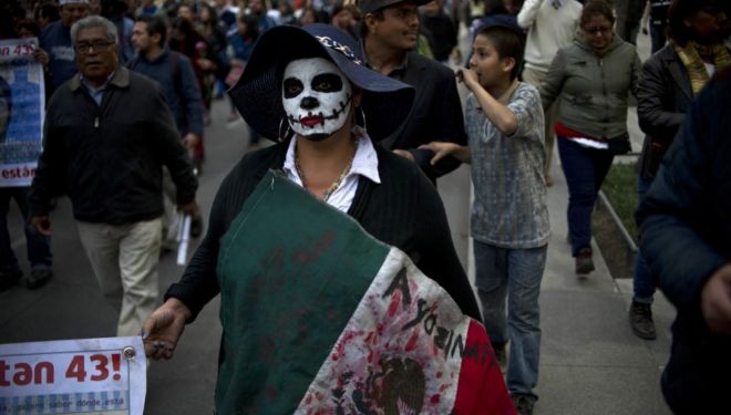 Manifestacin de familiares de los 43 desaparecidos en Ciudad de...