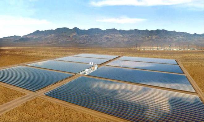 Vista de la planta Nevada Solar One de Acciona en Nevada