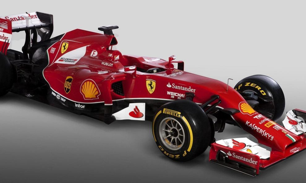 El modelo  F14T que pilotaba Alonso era mayoritariamente rojo.