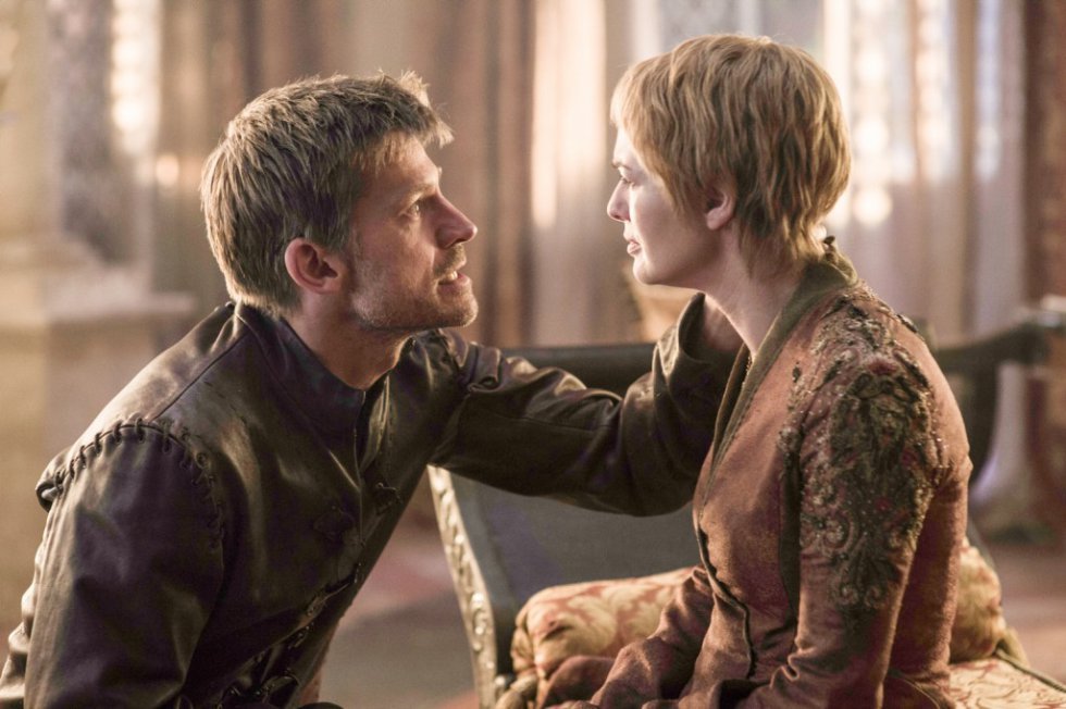 La reunin de los dos hermanos, Jaime y Cersei.