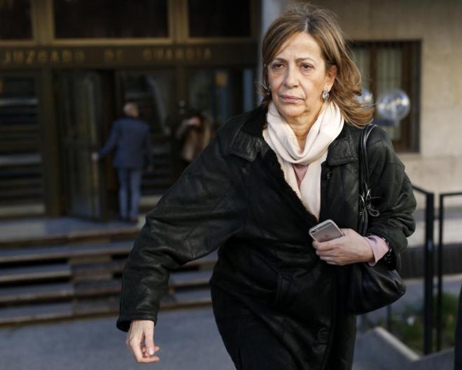 Carmen Navarro, tesorera del Partido Popular, sale de los juzgados de...