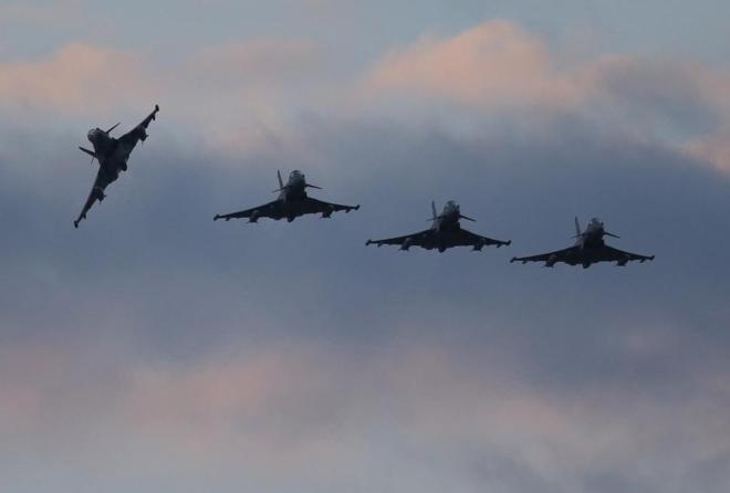 Aeronaves Typhoon de la Real Fuerza Area britnica.