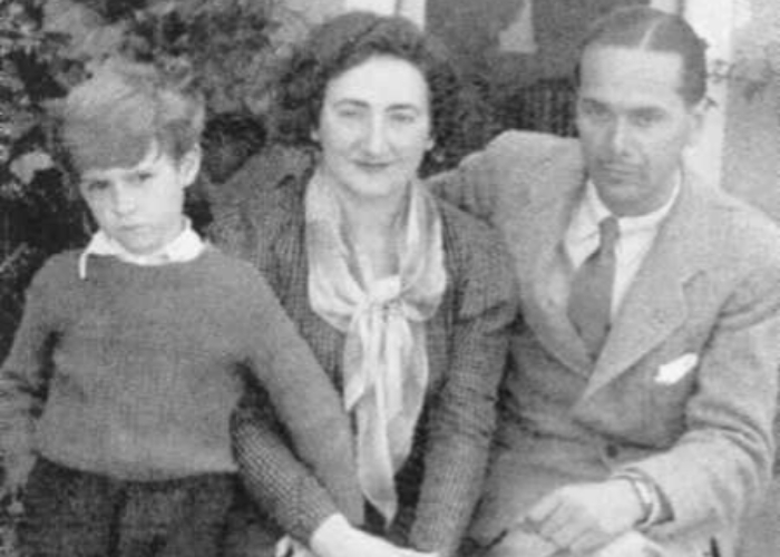 Rosa Chacel junto al poeta Luis Cernuda y su hijo Carlos, en 1935.