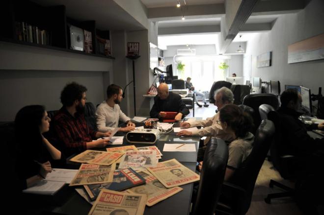 Reunión de los periodistas de &apos;El Caso&apos;, presidida por su director...