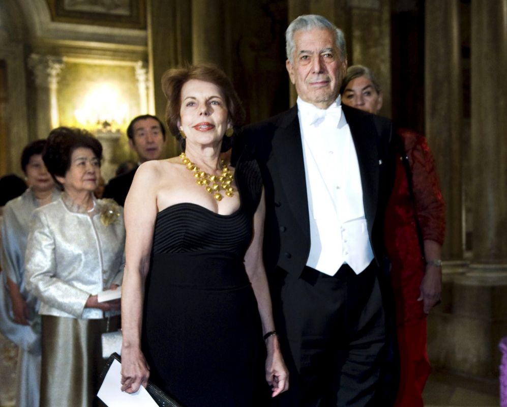 Mario Vargas Llosa y Patricia Llosa. Parece que la prisa ha llegado a...