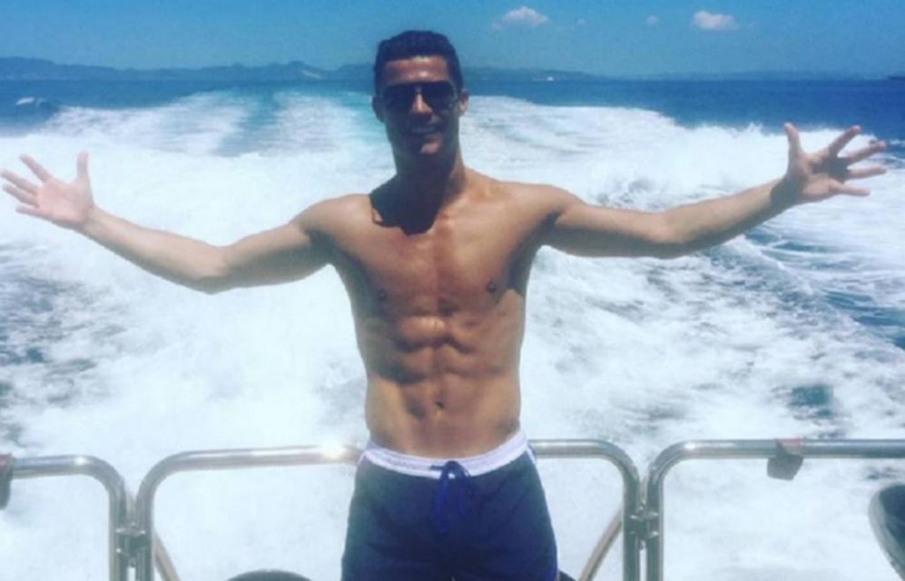 Cristiano Ronaldo disfruta de sus vacaciones en Ibiza