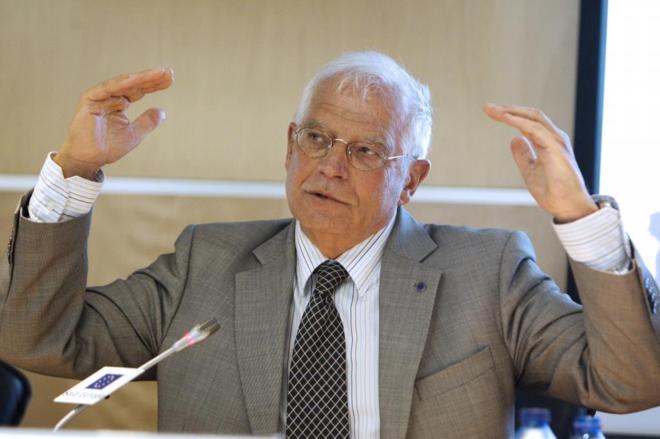 El exministro socialista Josep Borrell durante su intervencin en la...