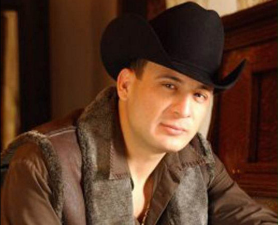 Blanca Vianey Durán Brambila, Viuda de Valentín Elizalde