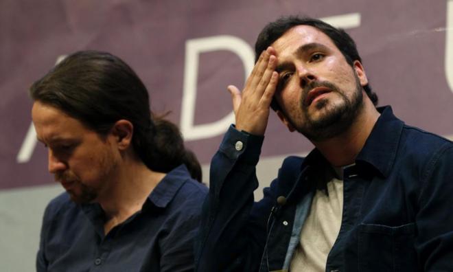 Iglesias y Garzn durante el acto electoral de fin de campaa de...