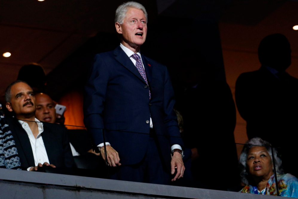El expresidente de EEUU Bill Clinton durante la primera jornada de la...
