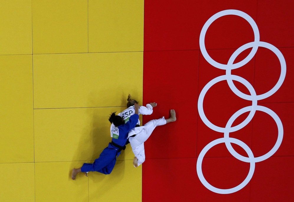 Combate de judo entre la espaola Laura Gmez y Gulbadam...