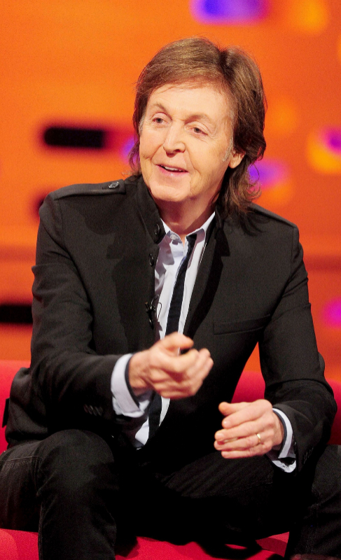 Paul McCartney reconoce que su relacin con John Lennon es...