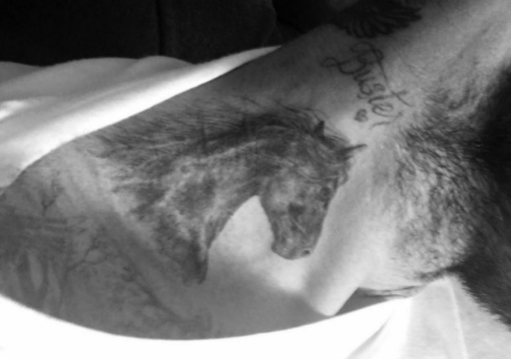 Victoria Beckham publicaba ayer esta fotografa del nuevo tatuaje de...
