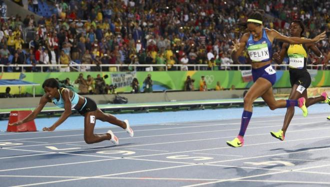 La atleta de Bahamas Shaunae Miller consigui la medalla de oro en...