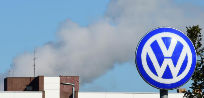 Un logo de Volkswagen en la fbrica de Wolfsburgo